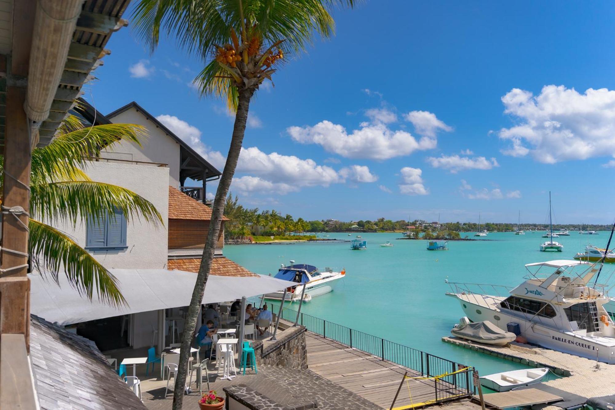 Beachfront Luxurious Stunning Sunset Boulevard Apartment, Grand Bay Ngoại thất bức ảnh